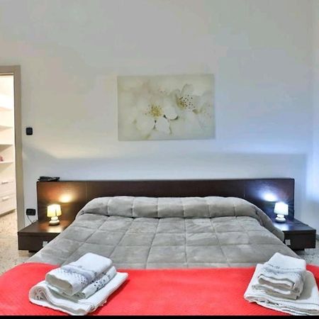 Casa Vacanza Arcangeli サレルノ エクステリア 写真