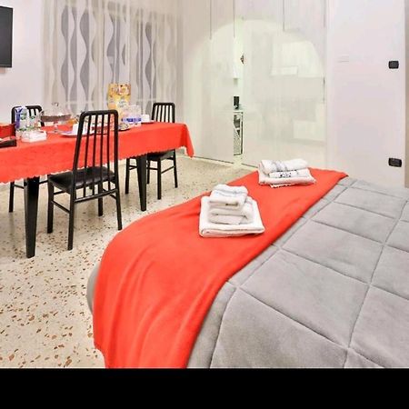 Casa Vacanza Arcangeli サレルノ エクステリア 写真